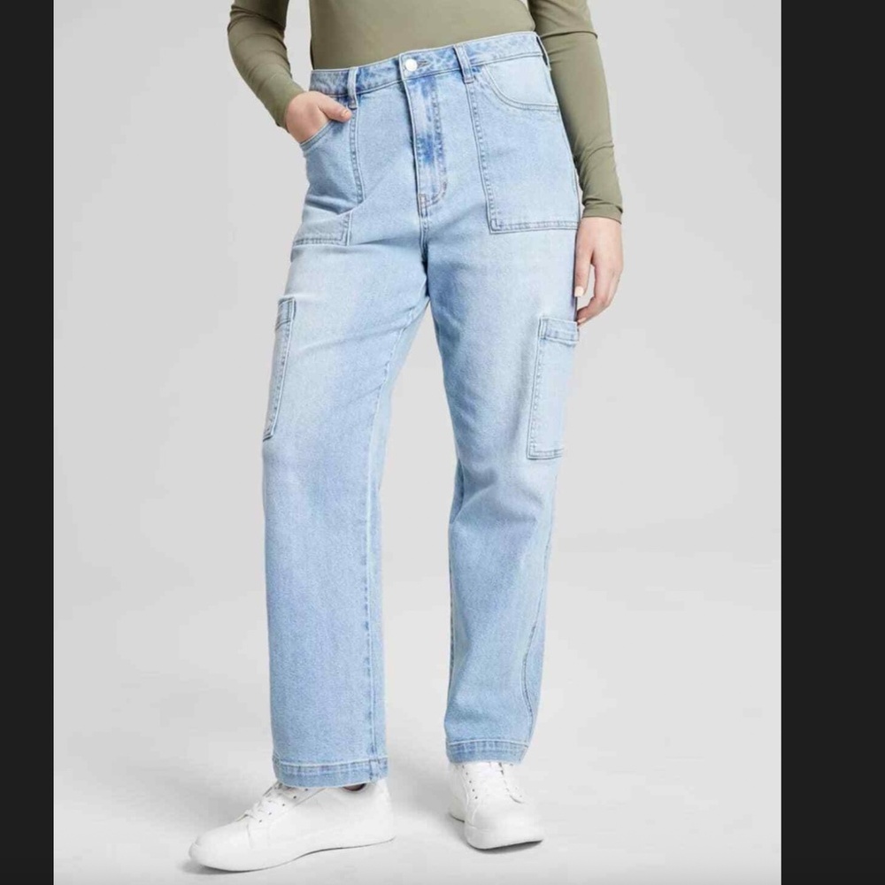 And Now This High-Rise Utility Cargo Jeans Size 32